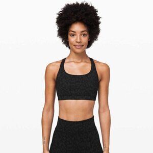Lululemon Energy Bra Formation Camo Deep Coal Multi   SIZE 6